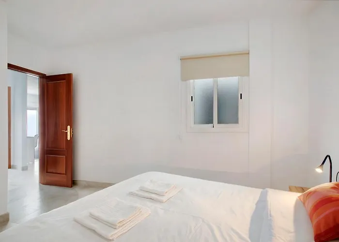 Tajinaste 0-3 Канделария